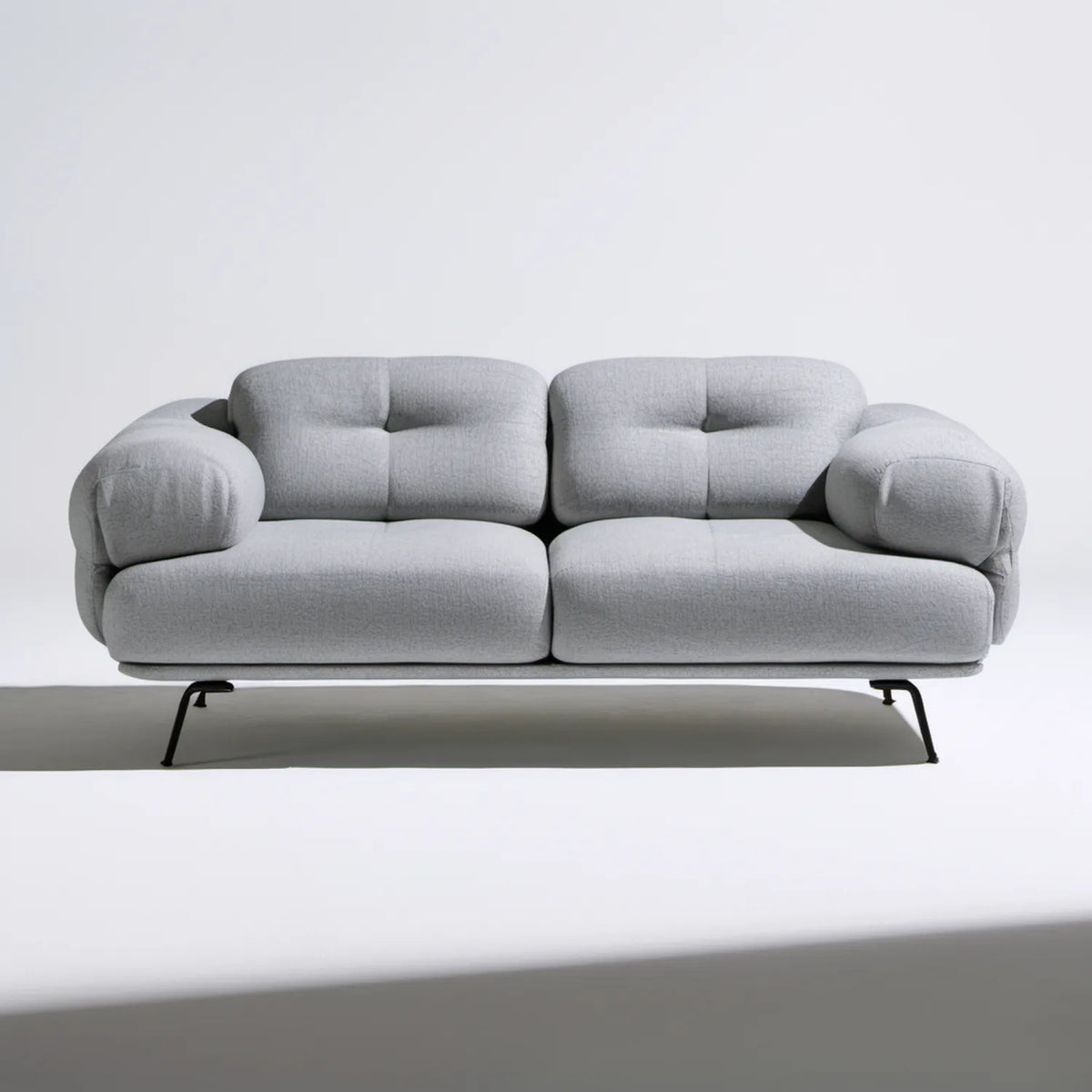 Dwuosobowa sofa tapicerowana jasnoszara z czarnymi stalowymi nogami, 180 × 90 × 83 cm